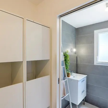 Le Gecko Avec Jacuzzi Feriehus *