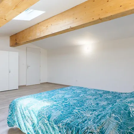 Le Gecko Avec Jacuzzi Feriehus